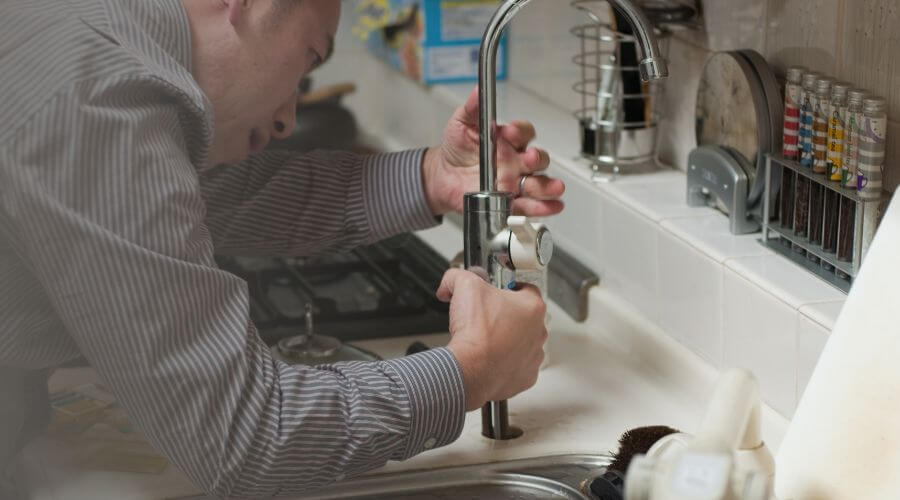 Expert burst pipe repair services in Wethersfield, CT